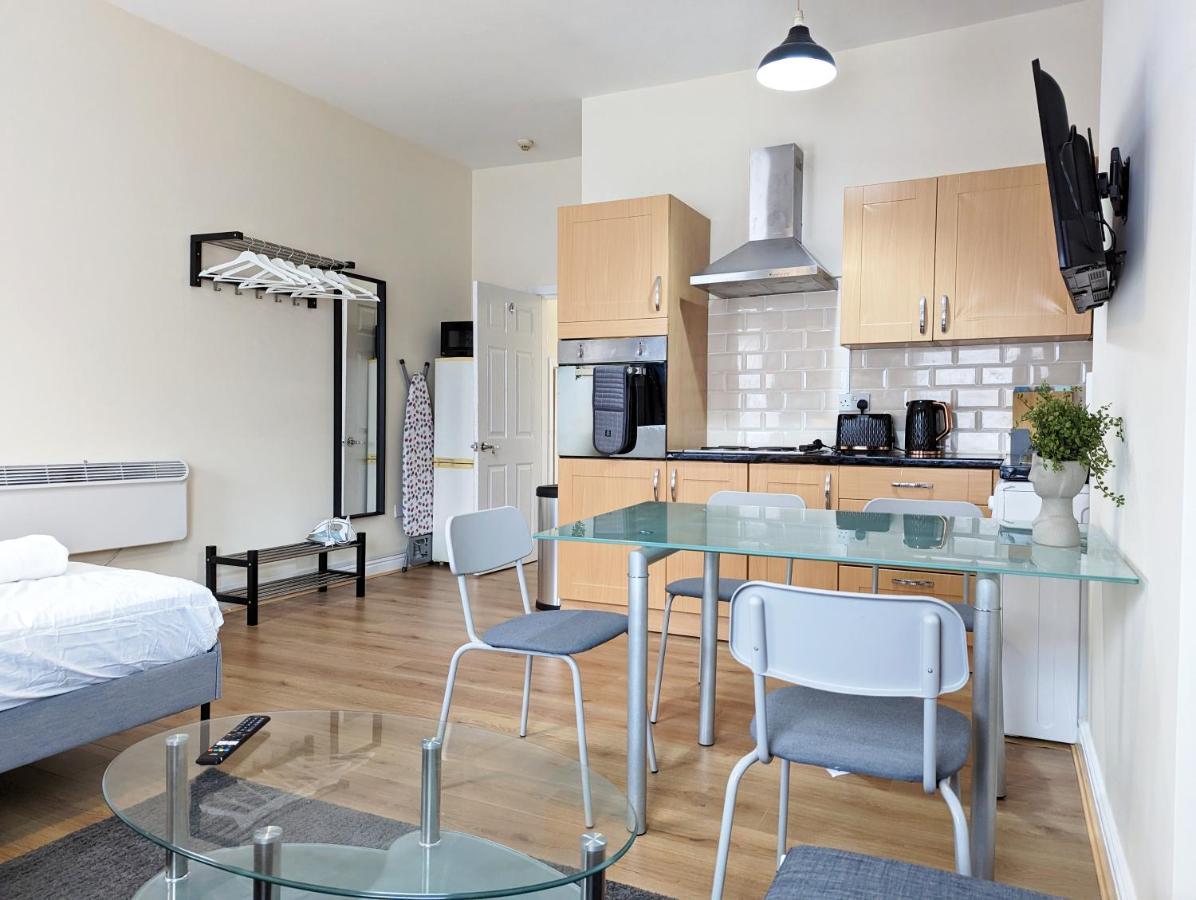 Lovely Studio In Anfield Near Centre Free Parking Liverpool Exteriér fotografie